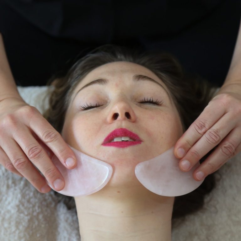 Drainage lymphatique, rétention d'eau, jambes gonflées Drainage lymphatique du visage, drainage lymphatique du corps, élimine la rétention d'eau